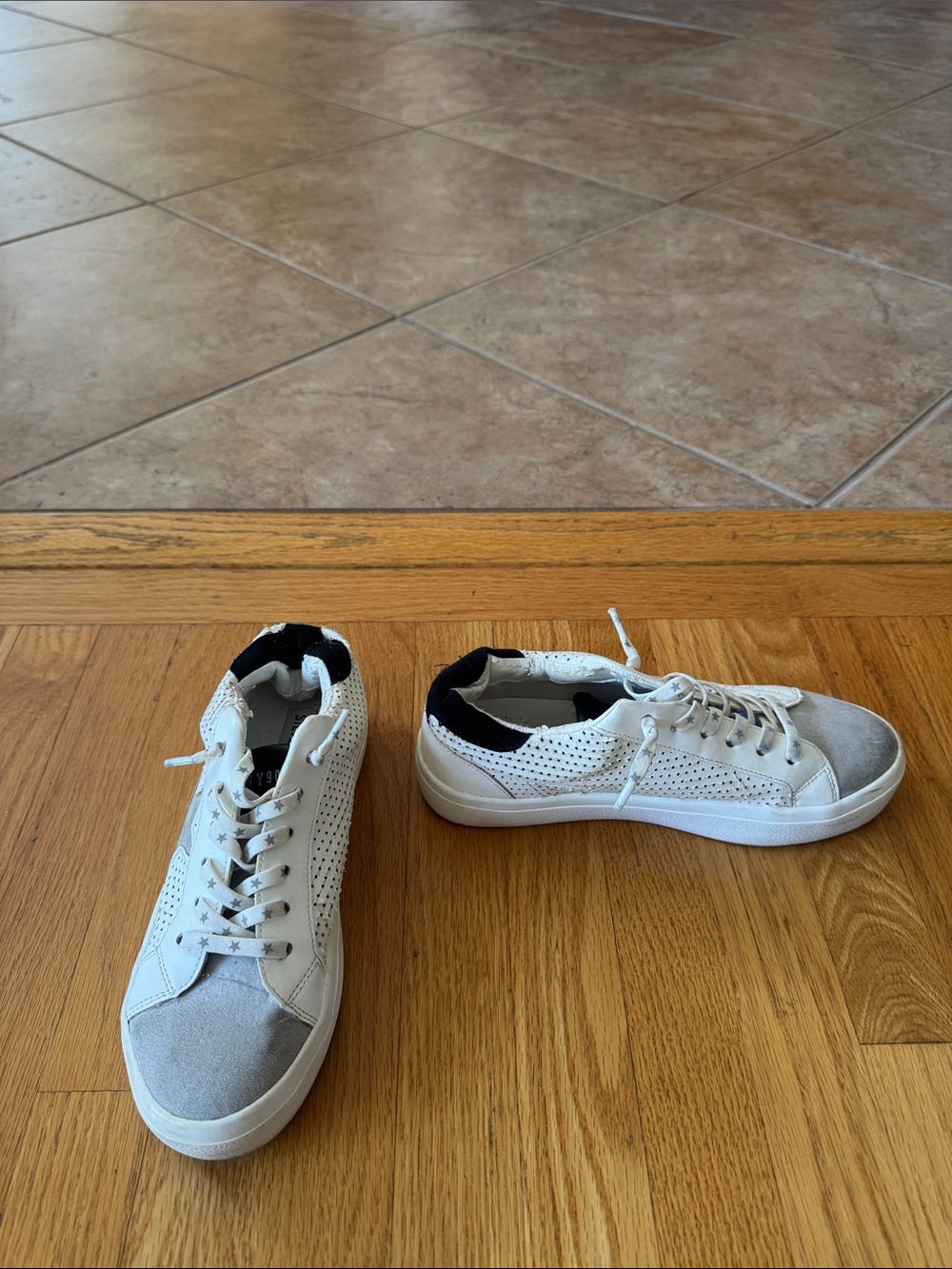 Women’s White and Gray Casual Lace-Up Sneakers
